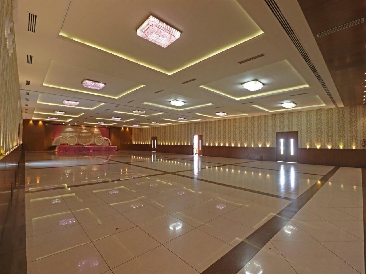 Oyo 29012 Gayatri Palace Hotel Durg Ngoại thất bức ảnh