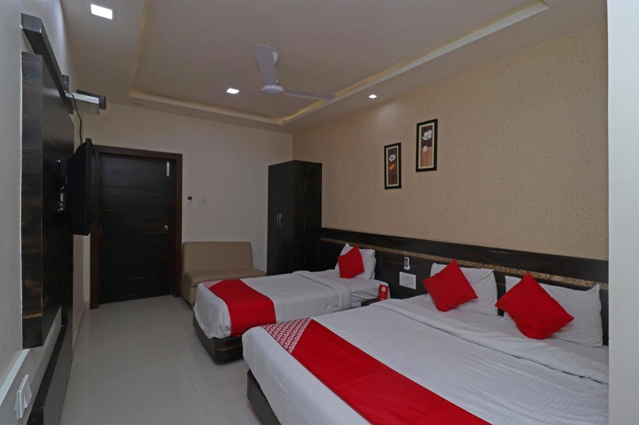 Oyo 29012 Gayatri Palace Hotel Durg Ngoại thất bức ảnh